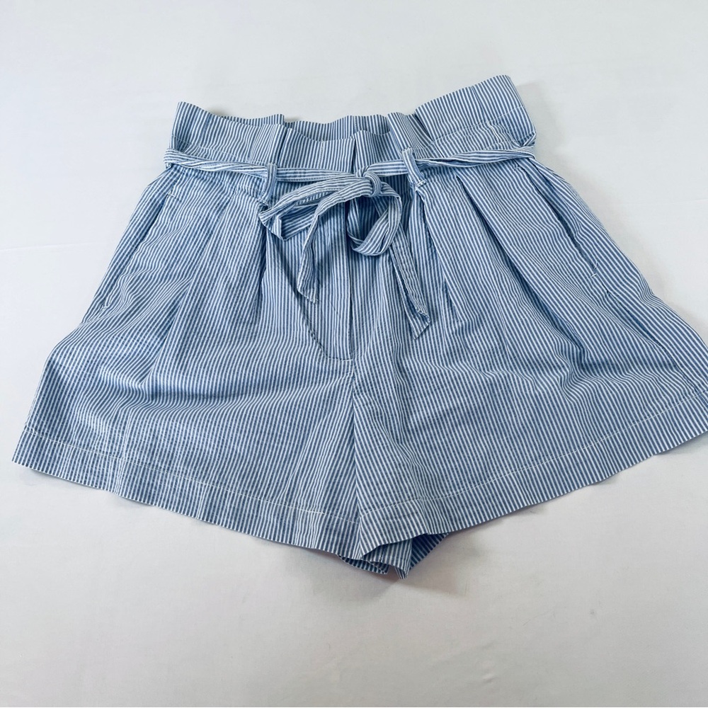 J. Crew High Waist Blue White Striped Seersucker Shorts size 10‎ Paperbag Belted